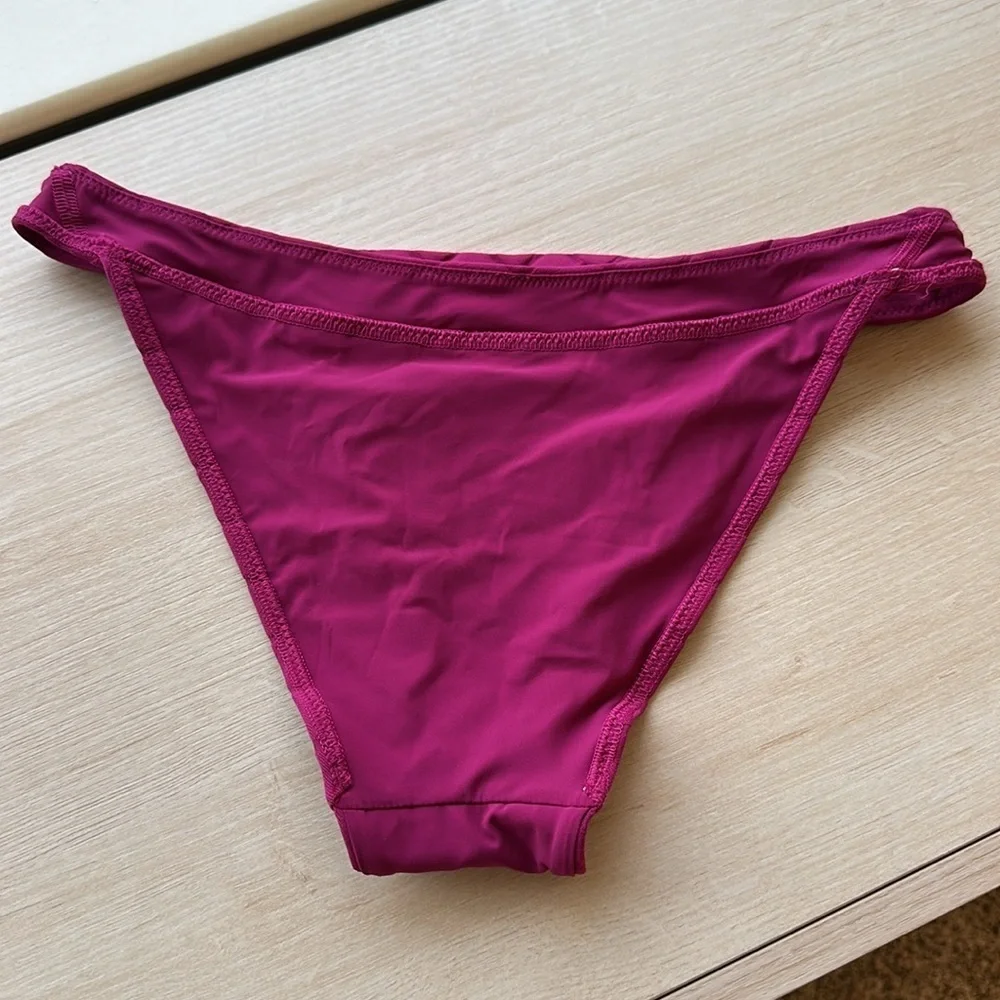 Lululemon Diamond Grid Skimpy-Fit Swim Bottoms, Size 8